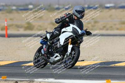 media/Mar-24-2025-Moto Forza (Mon) [[57ce5c5cff]]/3-Beginner Group/Session 2 (Turn 11)/